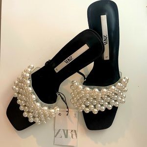 ZARA FAUX PEARL HEELED SANDALS